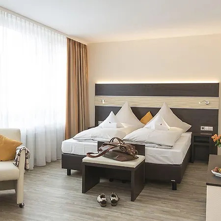 Hotel Concorde Am Leineschloss 3*