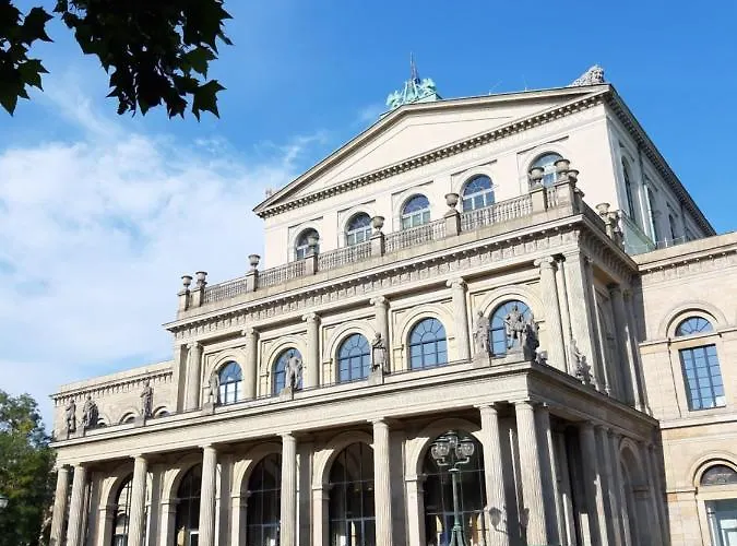 Hotel Concorde Am Leineschloss 3*