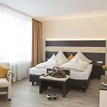 Hotel Concorde Am Leineschloss 3*