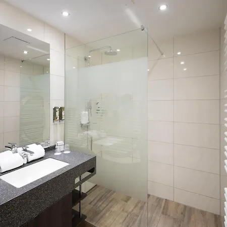 מלון Concorde Am Leineschloss הנובר