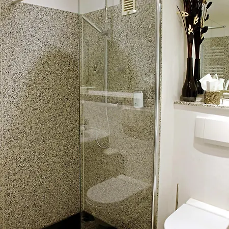 Concorde Am Leineschloss מלון